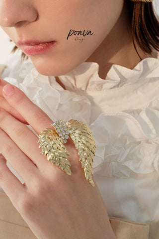 Glod Crystal-Embellished Ring