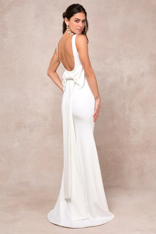 Loving Fate White Bow Square Neck Backless Maxi Dress