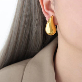 Teardrop earrings