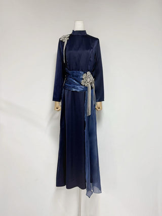 crystal flower Long-sleeve lace pleated maxi dress in blue