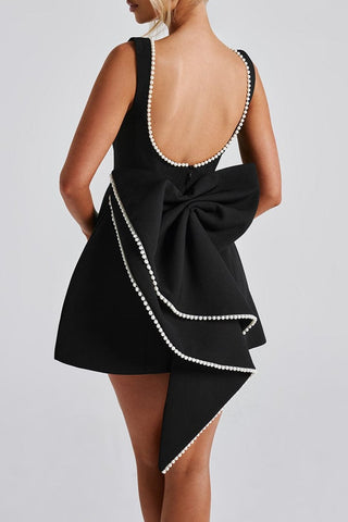 TRISTA BOWKNOT PEARL BACKLESS MINI DRESS IN BLACK