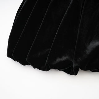 Éléonore black velvet dress