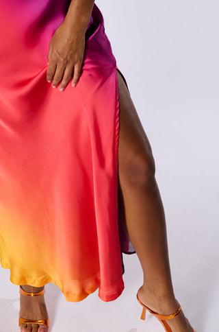 SATIN STRAPLESS MAXI DRESS