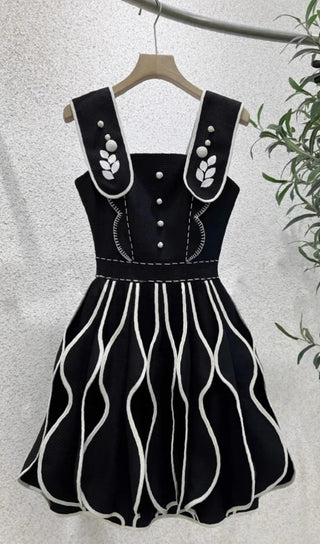 3D FLOWER BUD MINI DRESS IN BLACK