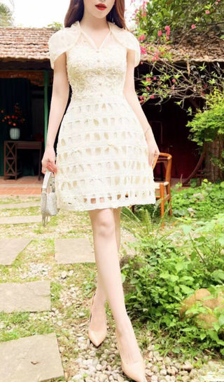 WHITE SHAWL-DESIGN LACE MINI DRESS